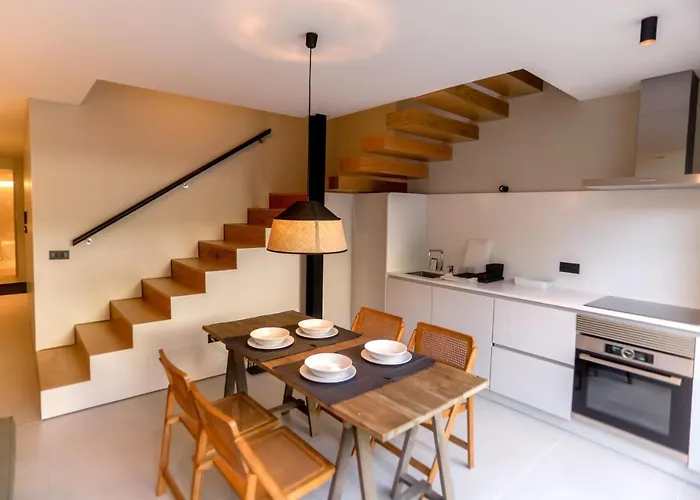 Alegria By Hosts * Oporto